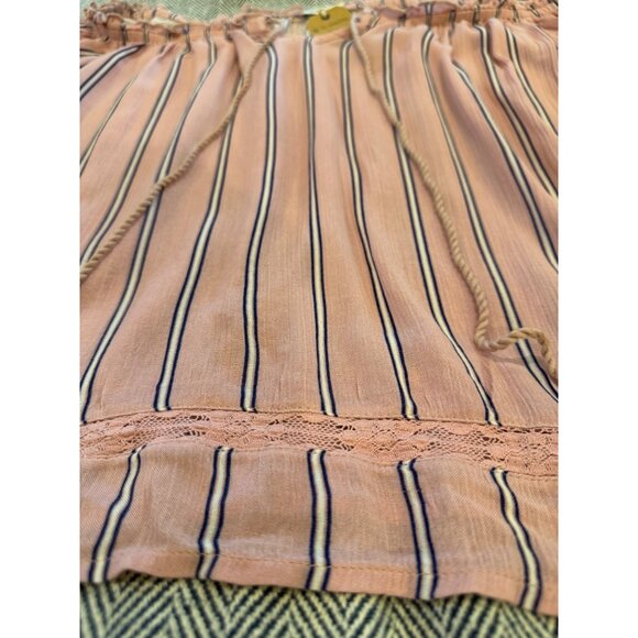 NWT American Eagle Off-The-Shoulder Pink Striped Blouse W/ Lace Details - M - Picture 2 of 11